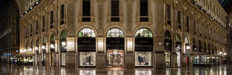 prada man galleria vittorio emanuele ii milano mi|Galleria Vittorio Emanuele II .